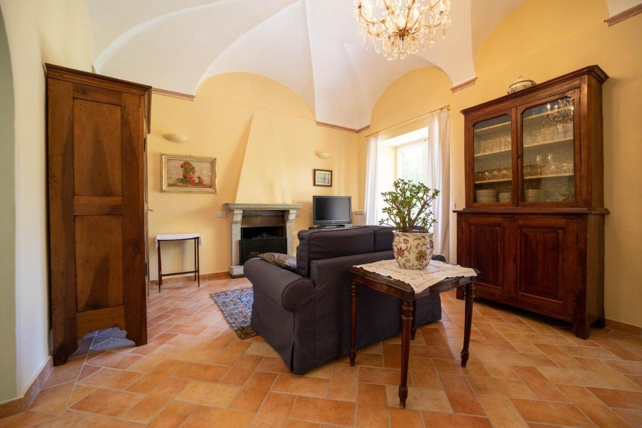 카네로 리비에라 La Loggia Dei Frati 아파트 외부 사진